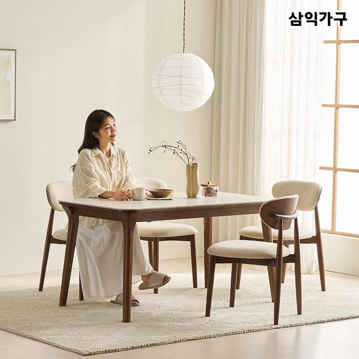 나폴리 포세린 세라믹 4인용 원목 식탁 1400 테이블 가격 추적 삼익가구 나폴리 포세린 세라믹 4인용 원목 식탁 1400 테이블 - 최저가 199,000원 (67% 할인)